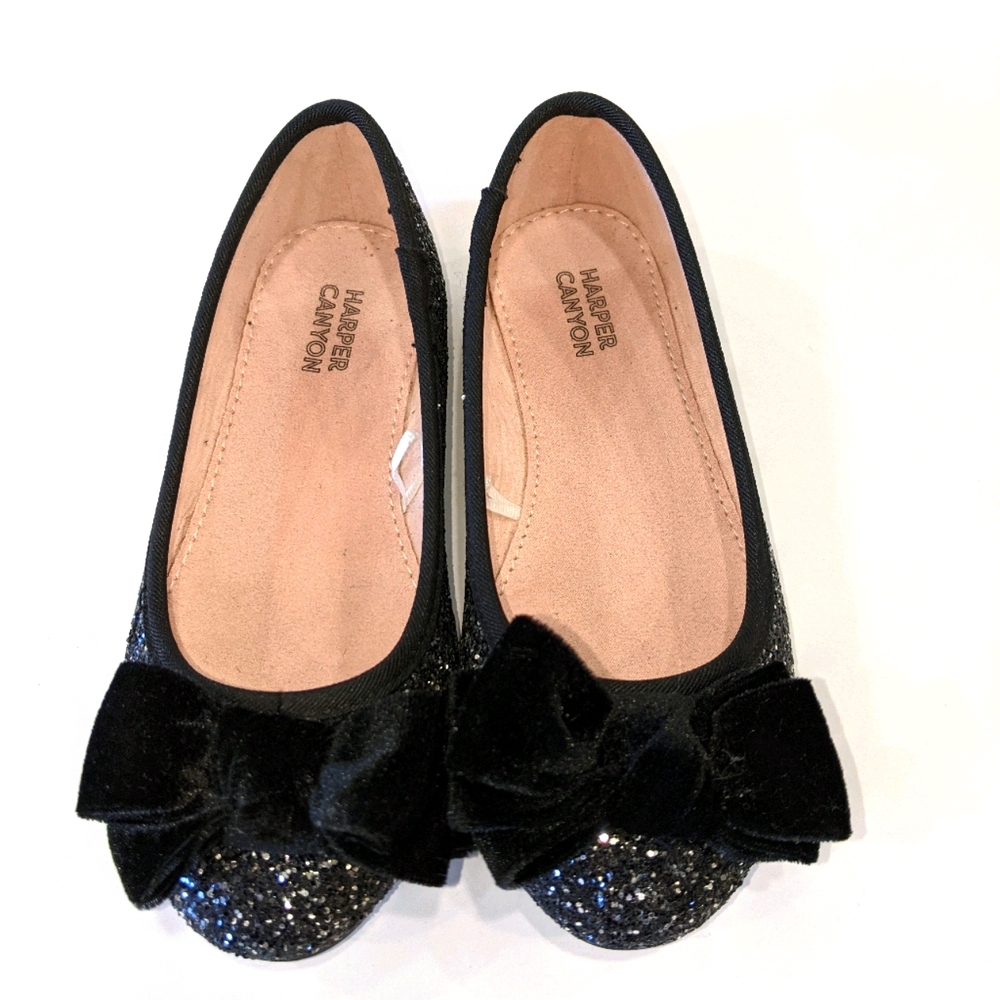 Sparkly sequin flat with black velvet bow
